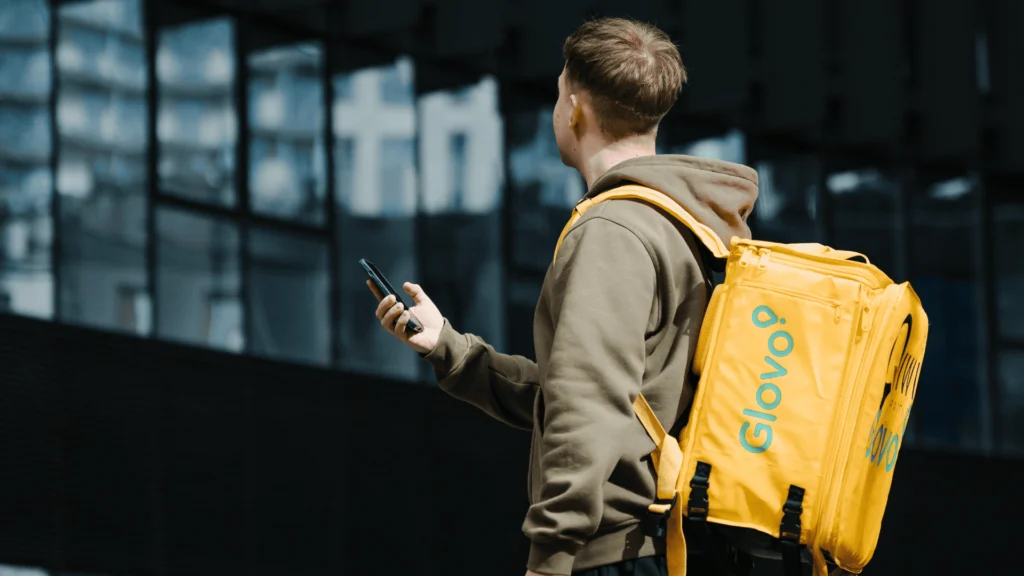 Як обрати партнера Glovo у Польщі